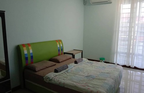 Semporna House | - A House that fit with group travel or family and strategy place.