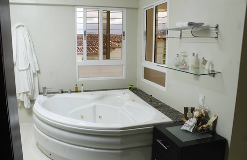 Baruta House | A house with views in Ccs in a safe area III