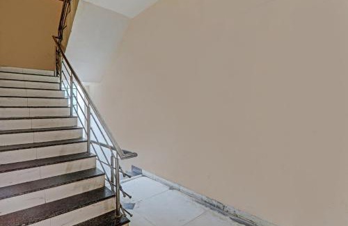 Derapur Hotel | A K Hotel