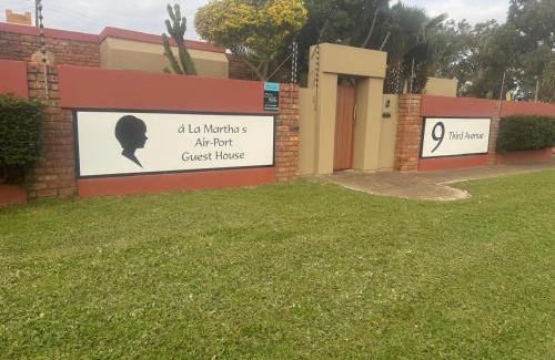 Walmer House | A La Martha's Air-Port Guest House