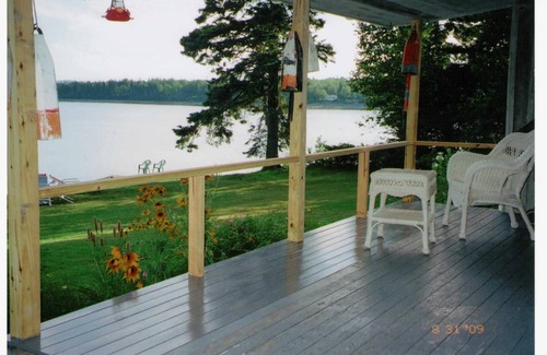 Hancock Cottage | A Little Bit of Paradise on the Maine Coast