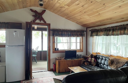 Greenville Cabin | A Little Camp with Big Views & Amazing Sunsets Steps from Moosehead Lake