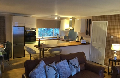 Kyle House | A loch side property with stunning views located in a walker's .