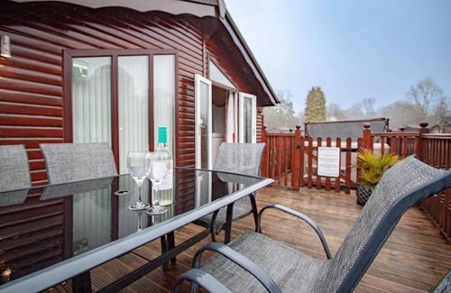 Troutbeck Bridge Ski Chalet | A lodge that sleeps 4 guests in 2 bedrooms
