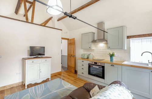 Rampton Cottage | A lovely barn conversion in a quiet location, ideal for a relaxing break or as a touring base.