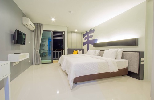 Wichit Hotel | A Nice clean superior king or twin room