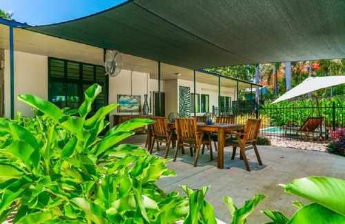 Nightcliff House | A Night in Nightcliff