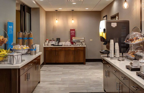 Wichita House | A Perfect Intimate Retreat w/ a Touch of Luxury