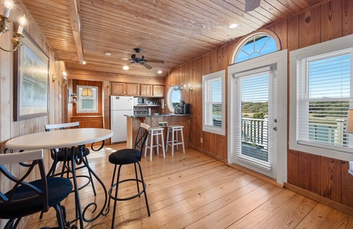 Pawleys Island Apartment | A place of pure joy, a place of family and comfort. A laughing place for everyone.