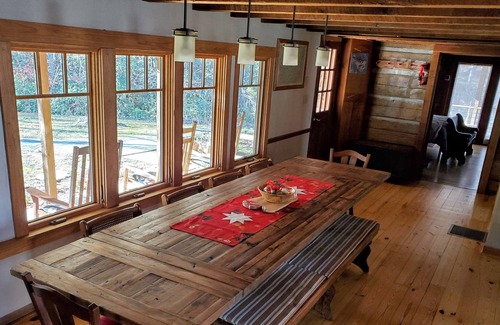 Mill Spring Cabin | A rare gem with pioneer spirit, modern amenities, river, creeks, acres of woods