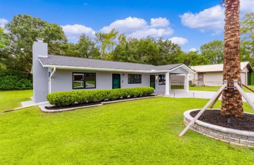 Belleview House | A Ray of Turquoise