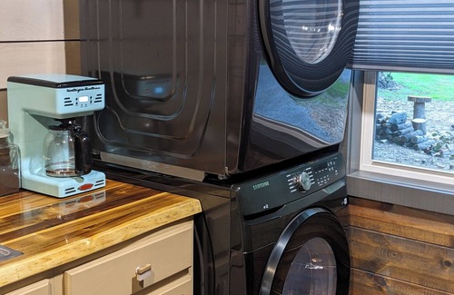 Goreville Cabin | A secluded 1-bedroom cabin in the Shawnee National Forest at the Lake of Egypt.