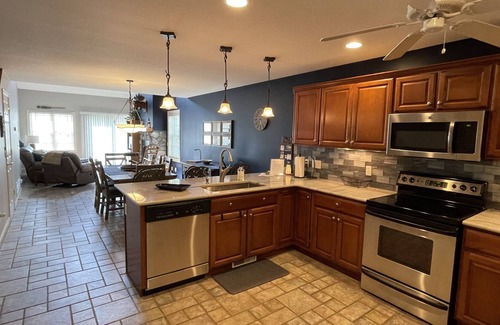 Manistee House | A Slice of Heaven.