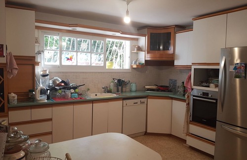 Kiryat Tiv'on Villa | A spacious Galilean villa -private yards,pampering jacuzzi,Country pool opposite