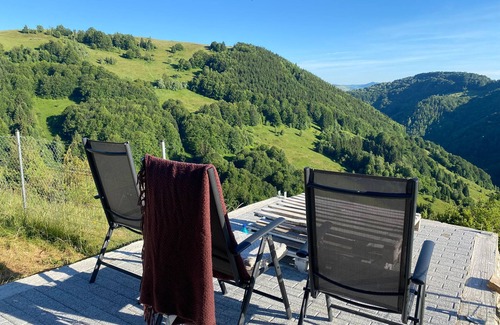 Lupsa House | A special place to retreat and detox daily activities