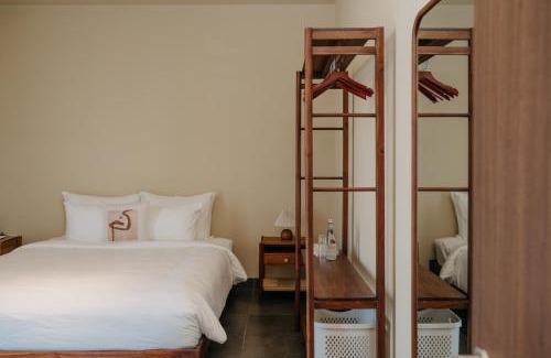 Quang Dien Hotel | A Stay In CiCi