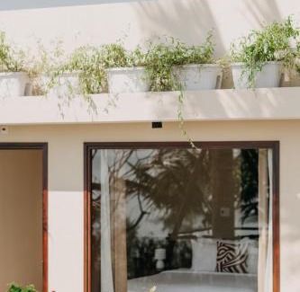 Quang Dien Hotel | A Stay In CiCi