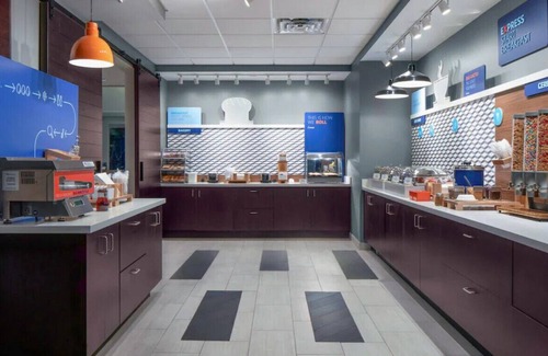 Griffin House | A Staycation to Remember! Great for Couples -S