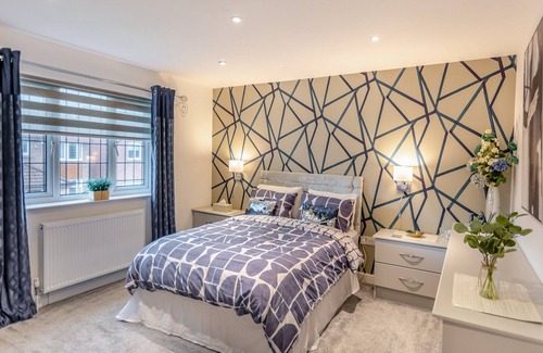 Knott End-on-Sea Cottage | A stunning, spacious, and detached property complete with hot tub and summer house with pool table.