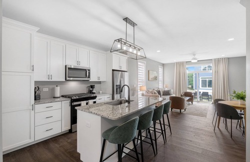 Ottawa House | A Touch of Grey 2 Bed, 2.5 Bath