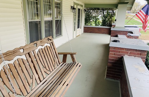 Clarinda House | A touch of heaven in Clarinda Iowa