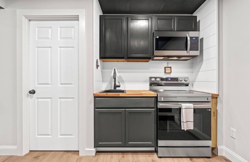 Salesville House | A Touch of Salt Fork. 2 King, 3 Queen, twin bunk beds