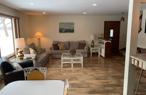 Fremont House | A true oasis located on Partridge Lake in Fremont, WI!