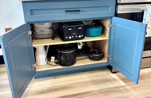 Dresden House | A unique modern farmhouse nestled on 67 rolling acres w/stunning views.