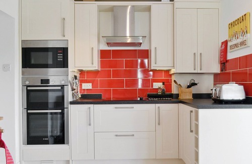 Portinscale Cottage | A well placed semi-detached cottage with fell views.