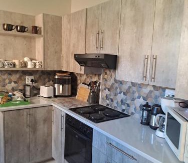 Wavecrest House | A1Bay View Guest House Cottage & Apartment SEA FACING