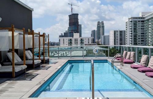 West Avenue Hotel | ABAE Hotel by Eskape Collection