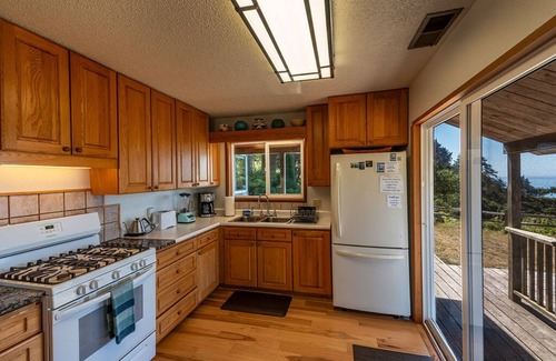 Trinidad Cottage | Abalone Cabin-Charming retreat w/ocean views!