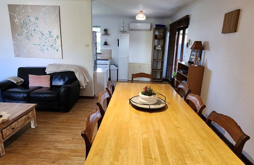 Abbey House | Abbey Beach Cottage, Busselton - By The Beach - Pet Friendly