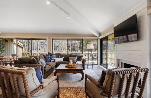 Fontana House | Abbey Springs - Private Community & Amenities