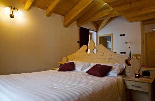 Rabbi House | Abete Rosso