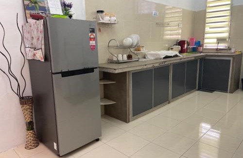 Bandar Mutiara House | Abg Long Fadhil Homestay