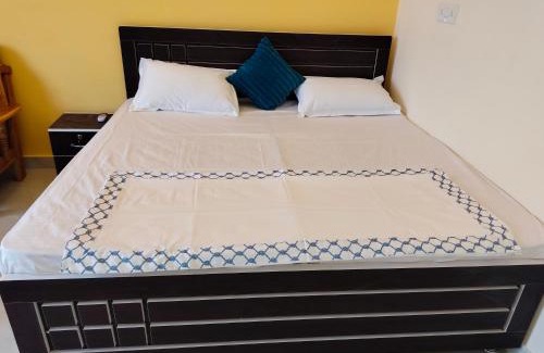 Faizabad House | Abhash Sadan