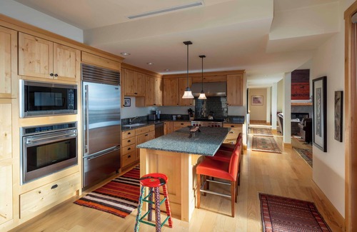 Elkhorn Village Condo | Abode at Elkhorn Springs