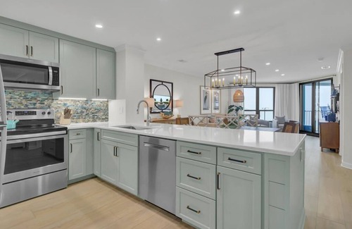Isle of Palms Condo | "Above All Else" at 403 Summer House|Phenomenal Oceanfront|Renovated 2024|Large Deck with Outdoor.