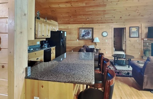 Black Bear Falls Cabin | ABOVE THE CLOUDS! 4 Bedroom in the Smokies!
