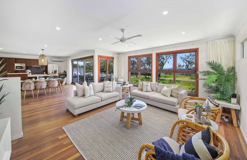 Buddina House | Absolute Beachfront Paradise in Buddina