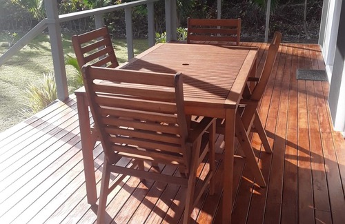 Rarotonga House | Absolute Beachfront - A touch of Paradise