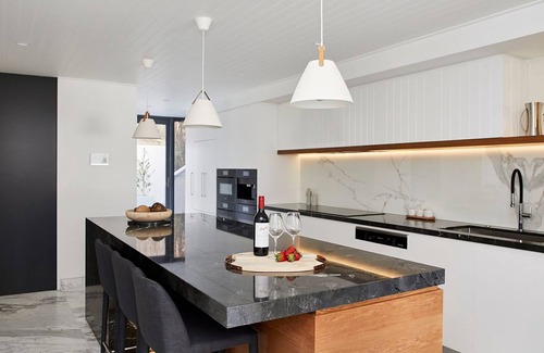 Whale Beach House | ABSOLUTE BEACHFRONT by Palm Beach Holiday Rentals