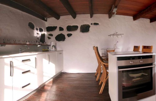 Las Tricias House | Absolute Ruhe und Alleinlage Über den Wolken, 30.000m²altkanarischesweingut,pool