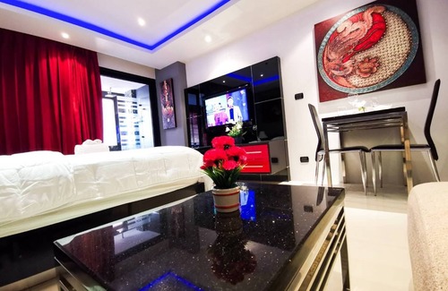 Patong Cabin | Absolutely Bangla Suites