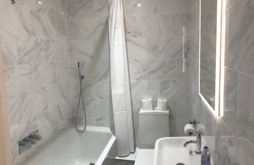 Marylebone Apartment | Absolutely Fabulous Fitzrovia studio with early check-in 🇬🇧