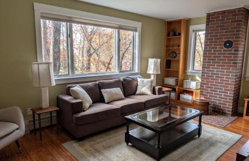 Ellsworth House | Acadia Hiking Hideaway 1 dog ok sleeps 6 family