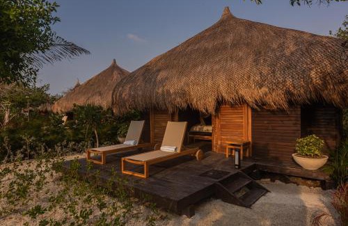 Bocachica Hotel | ACASI Rustic Beach