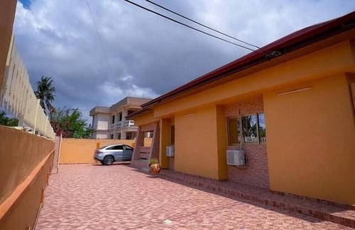 Bono East Region House | Accra-5Bedroom-3Bathroom-PrivateParking