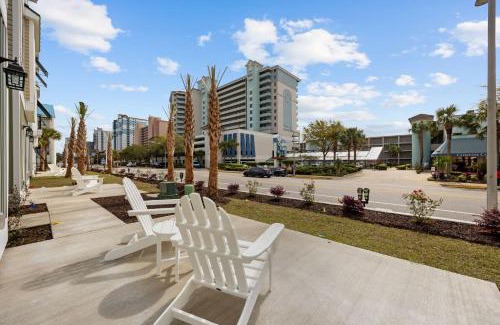 Myrtle Beach House | Ace Basin - Across from ocean - Pet friendly